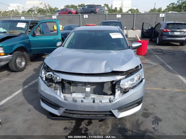 19XFC2F52HE218184 Honda Civic Sedan Lx