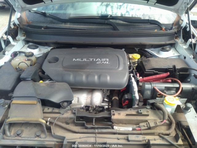 1C4PJLCB6EW185122 Jeep Cherokee Latitude