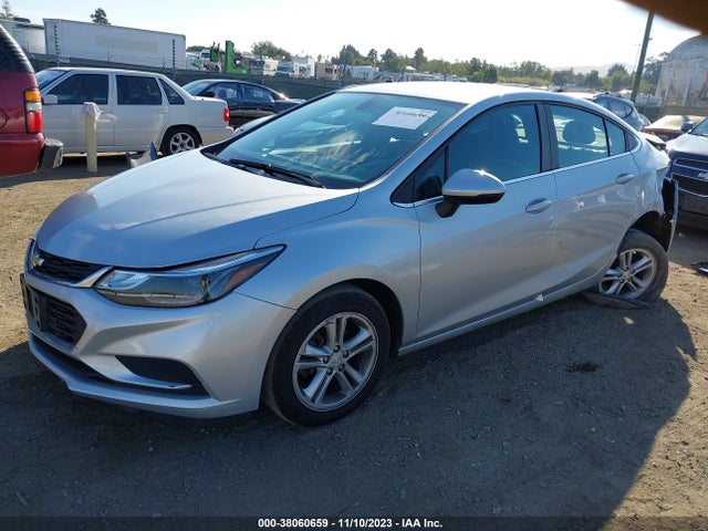 Chevrolet Cruze Lt Auto 2017 1G1BE5SM1H7244145 Image 2