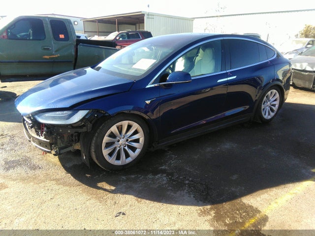 5YJXCAE25JF117906 Tesla Model X 75d/p100d/100d