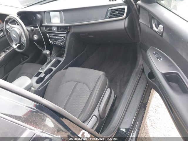 KIA Optima Lx 2018 5XXGT4L34JG267032 Image 5