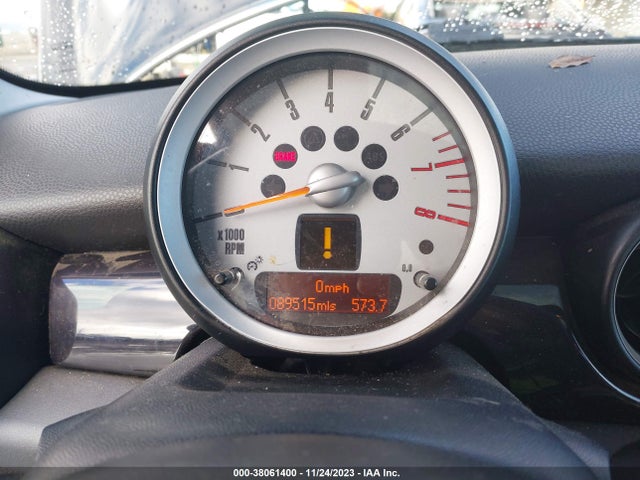 2009 MINI COOPER S CLUBMAN WMWMM33529TP74967 Photo 6