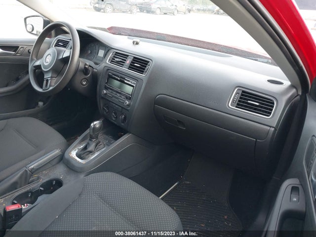 3VW2K7AJ0EM208948 Volkswagen Jetta 2.0l S