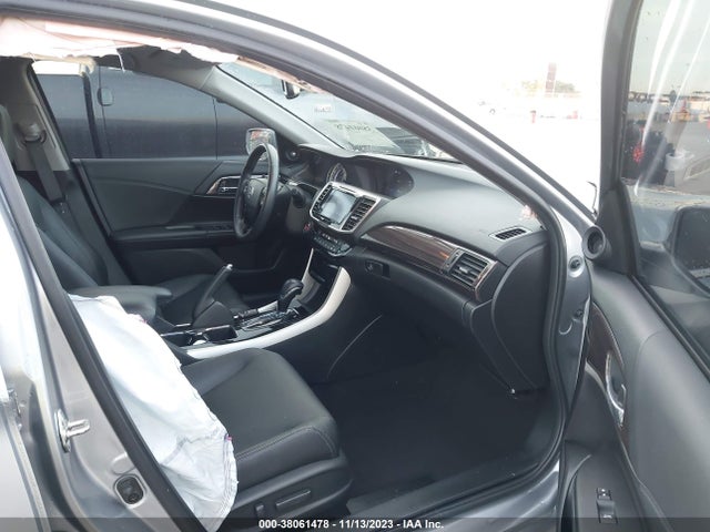 2017 HONDA ACCORD EX-L V6 VIN: 1HGCR3F83HA035981