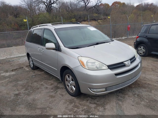 2004 TOYOTA SIENNA XLE VIN: 5TDZA22C14S125289