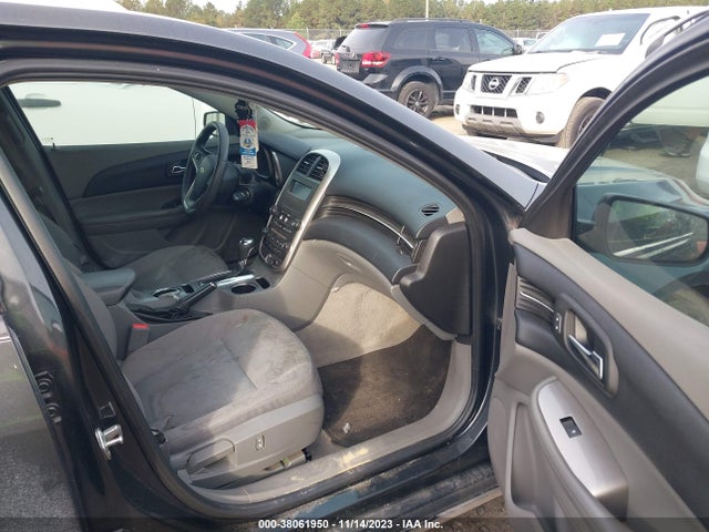 Chevrolet MALIBU LS 2015 1G11B5SL4FF115542 Image 5