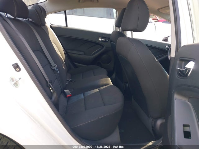 2016 KIA FORTE LX VIN: KNAFK4A6XG5588059