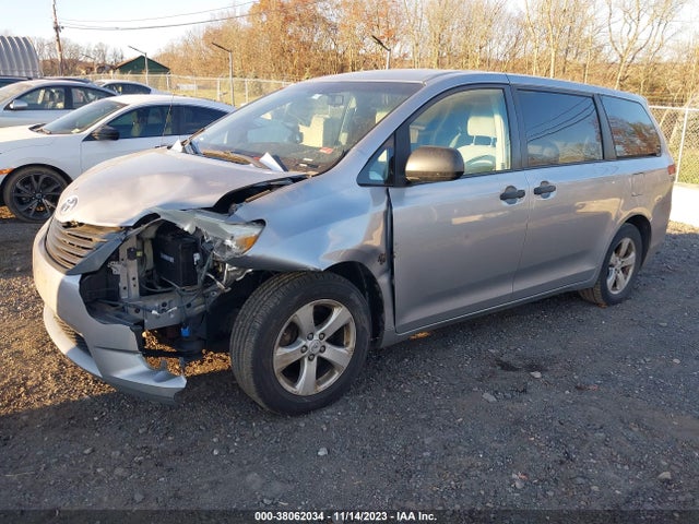 2012 TOYOTA SIENNA BASE V6 7 PASSENGER VIN: 5TDZK3DC8CS197623