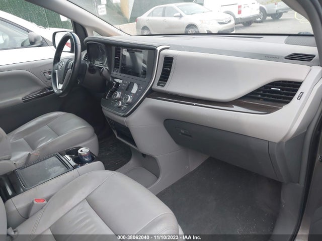 Toyota Sienna Xle 8 Passenger 2017 5TDYZ3DC0HS861458 Image 5