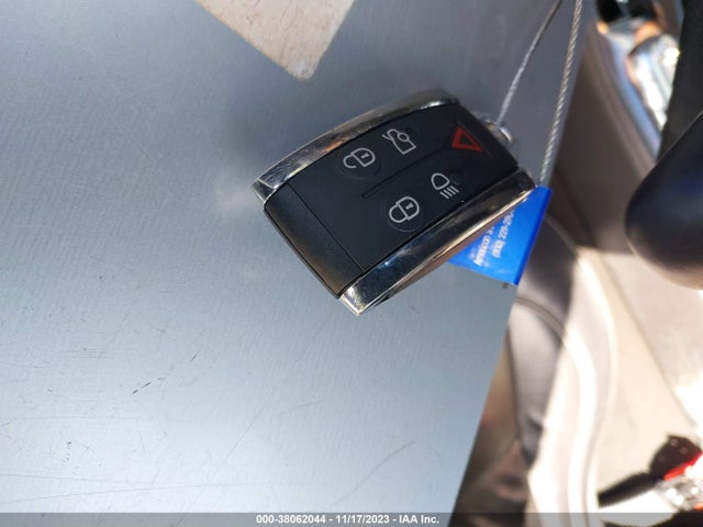 2011 JAGUAR XK SAJWA4FBXBLB41168 Photo 10