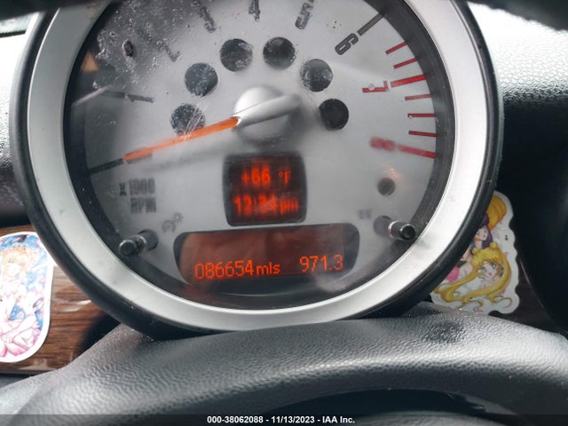 2010 MINI COOPER WMWMF3C57ATZ61393 Photo 6