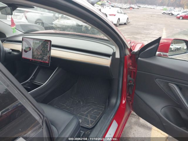 2018 TESLA MODEL 3 5YJ3E1EA0JF005417 Photo 4
