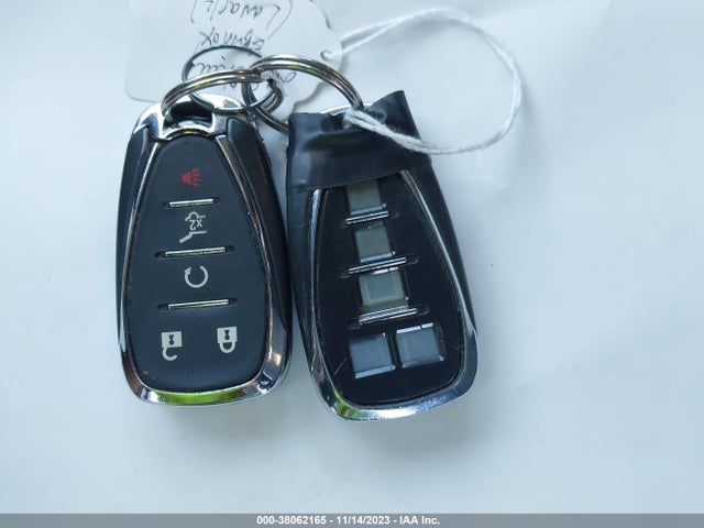 Chevrolet EQUINOX LT 2018 2GNAXSEV0J6151937 Image 11