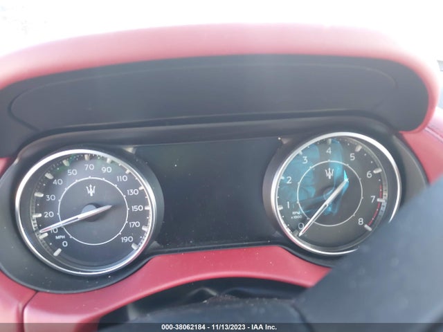 2021 MASERATI LEVANTE GRANSPORT VIN: ZN661XUS7MX366139