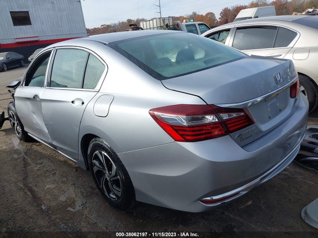 Honda ACCORD LX 2017 1HGCR2F38HA022481 Image 3