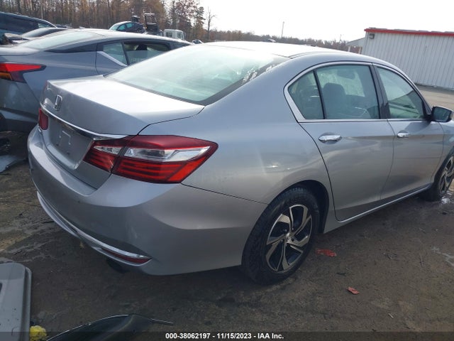 Honda ACCORD LX 2017 1HGCR2F38HA022481 Image 4