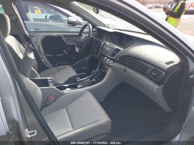 Honda ACCORD LX 2017 1HGCR2F38HA022481 Image 5