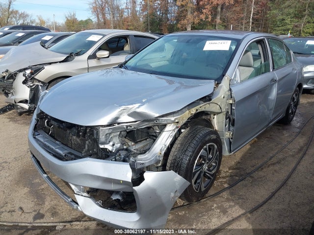 Honda ACCORD LX 2017 1HGCR2F38HA022481 Image 6