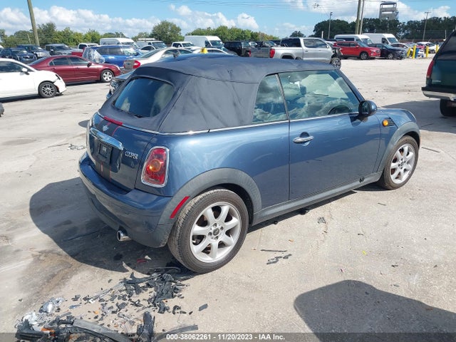 2010 MINI COOPER WMWMR3C51ATU97511 Photo 3