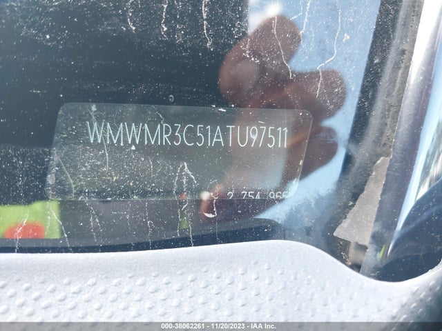 2010 MINI COOPER WMWMR3C51ATU97511 Photo 8