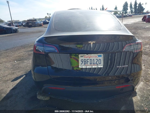 2022 TESLA MODEL Y PERFORMANCE DUAL MOTOR ALL-WHEEL DRIVE VIN: 7SAYGDEF9NF410987