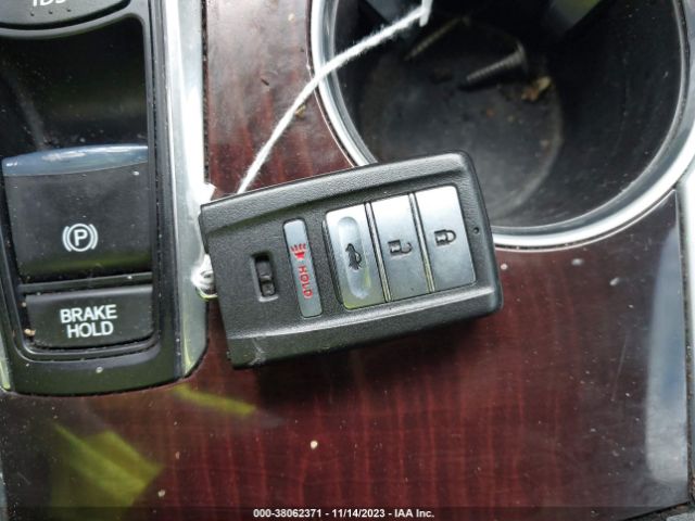 19UUB1F58GA015856 Acura TLX TECH