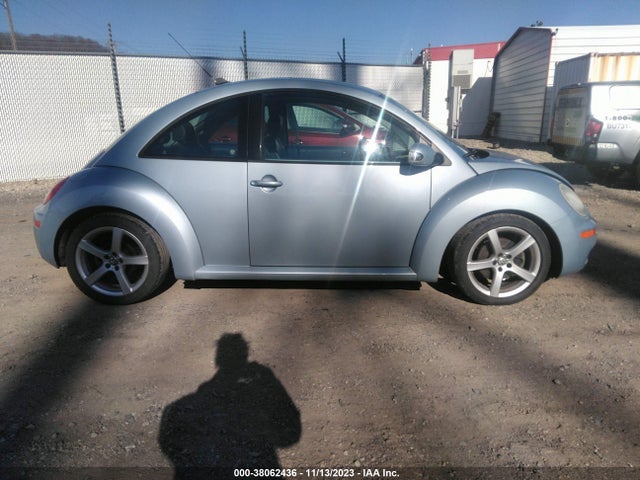 Продажа на аукционе авто 2009 Volkswagen New Beetle 2.5l, vin: 3VWRG31C59M505228, номер лота: 38062436