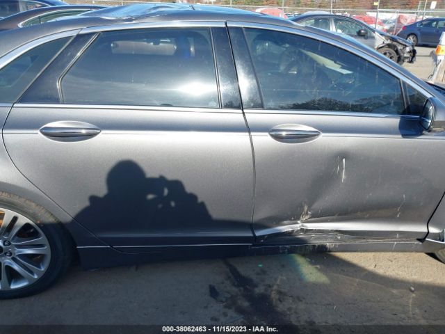 3LN6L2JK3ER819147 Lincoln MKZ