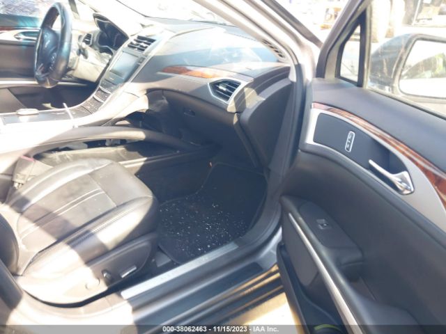 3LN6L2JK3ER819147 Lincoln MKZ