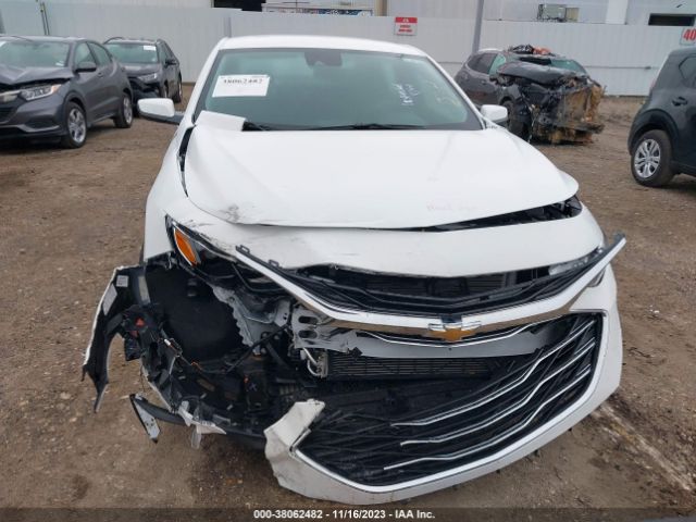 1G1ZD5ST8PF236055 Chevrolet Malibu Fwd 1lt