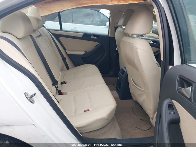 2012 VOLKSWAGEN JETTA 2.5L SE VIN: 3VWDX7AJXCM462254