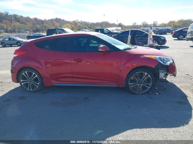 2016 HYUNDAI VELOSTER TURBO VIN: KMHTC6AE9GU277424