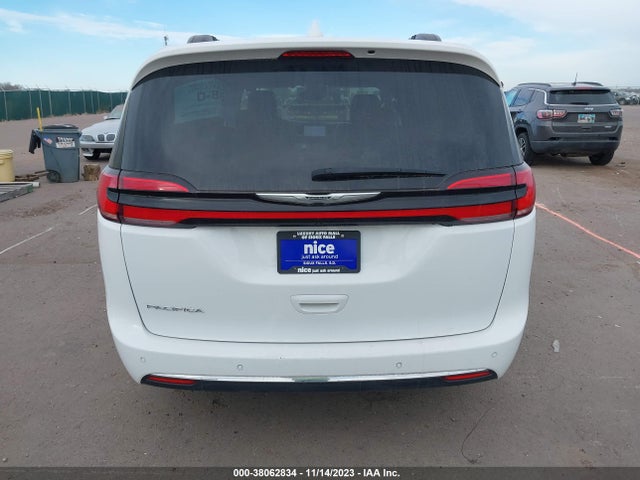 Chrysler Pacifica Touring L 2022 2C4RC1BG7NR140753 Image 17