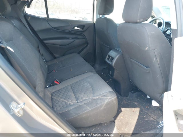 3GNAXSEV0JS506283 Chevrolet EQUINOX LT