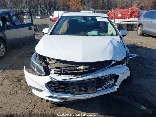 Chevrolet Cruze Ls Auto 2018 1G1BC5SM4J7100665 Image 12