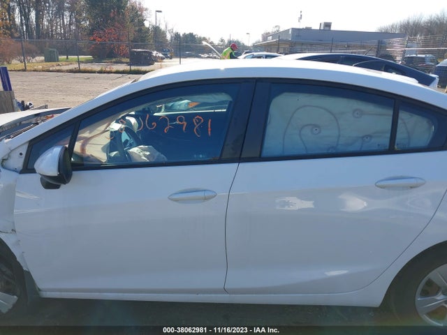 2018 CHEVROLET CRUZE LS AUTO VIN: 1G1BC5SM4J7100665