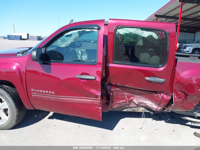 2013 CHEVROLET SILVERADO 1500 LT VIN: 3GCPCSE0XDG110856