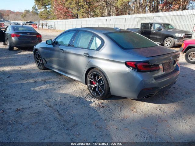 2023 BMW 5 SERIES WBA73BJ01PCN53309 Photo 2