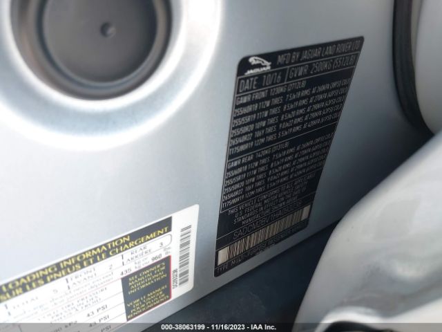 2017 JAGUAR F-PACE SADCM2BV1HA093238 Photo 8