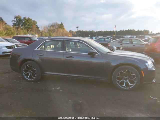 Chrysler 300 Limited 2016 2C3CCARG0GH220467 Image 13
