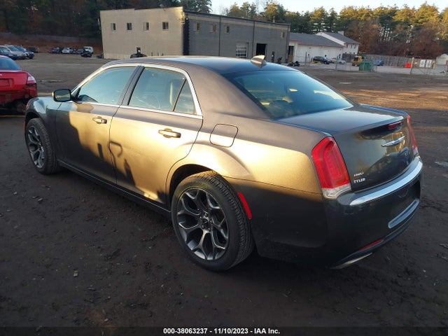 Chrysler 300 Limited 2016 2C3CCARG0GH220467 Image 3