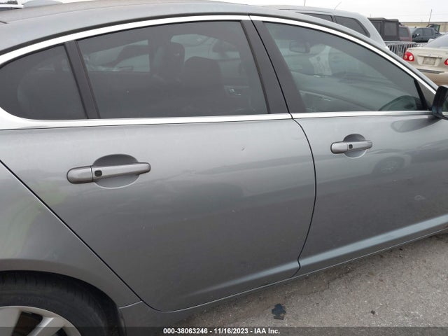 2010 JAGUAR XF SAJWA0GB5ALR63718 Photo 5