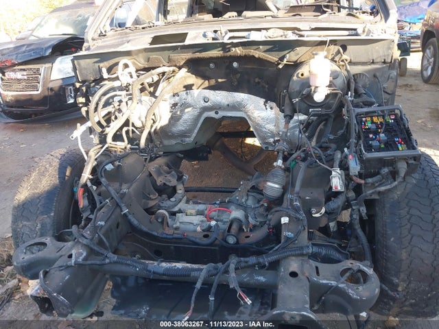 Chevrolet Suburban Lt 2019 1GNSKHKC1KR376768 Image 10