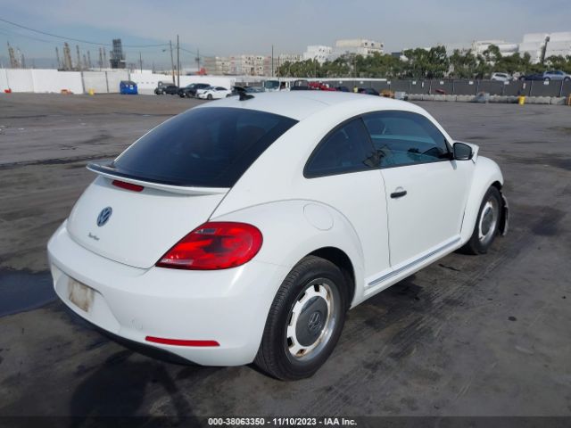 3VWF17AT0GM638147 Volkswagen Beetle 1.8t Classic