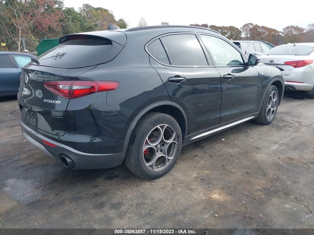 ZASPAKBNXN7D44778 Alfa Romeo Stelvio Ti Awd
