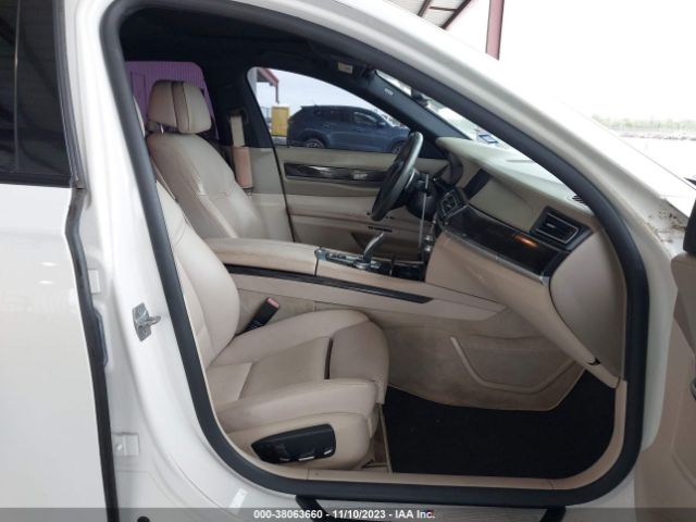 WBAYA6C55ED144120 BMW 7 Series 740i