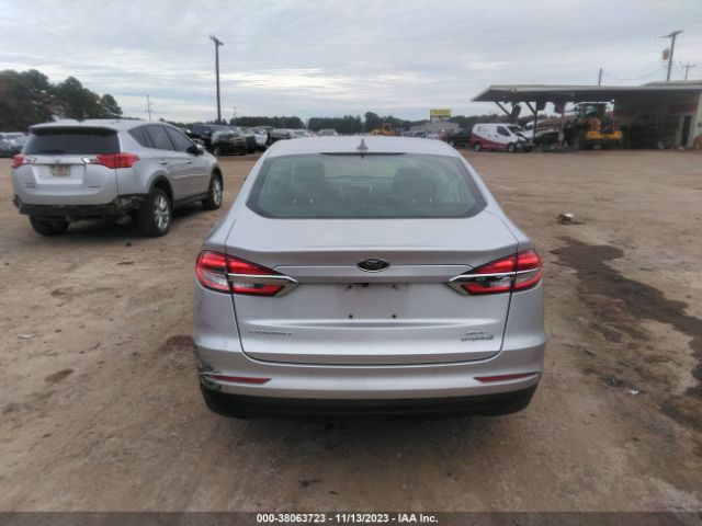 3FA6P0MU6KR165403 Ford Fusion Hybrid Sel
