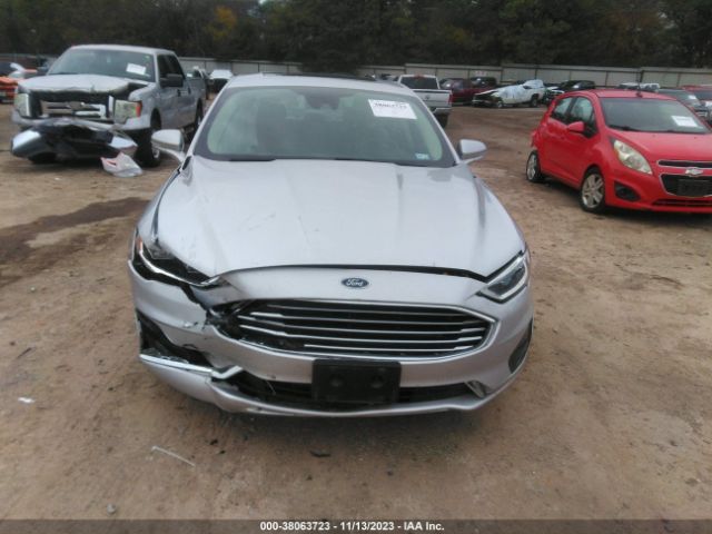 3FA6P0MU6KR165403 Ford Fusion Hybrid Sel