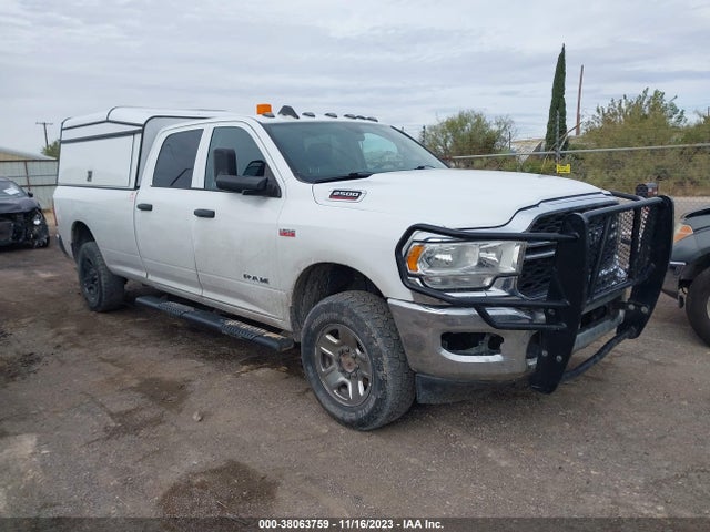 2019 3C6UR5HJ3KG539123 main image