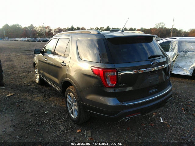 Ford EXPLORER XLT 2018 1FM5K8D89JGC89320 Image 3